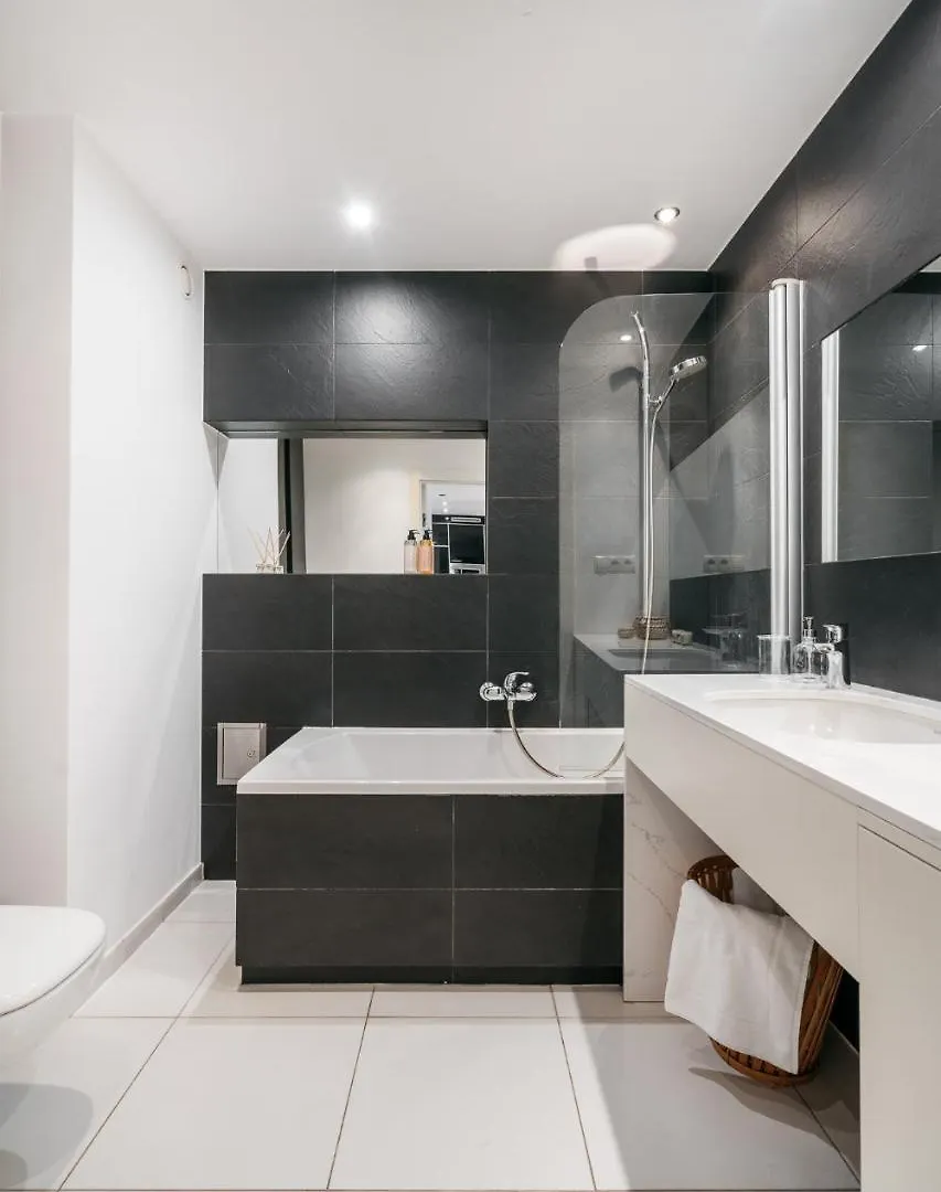 Soho Apartment By Loft Affair Kraków
