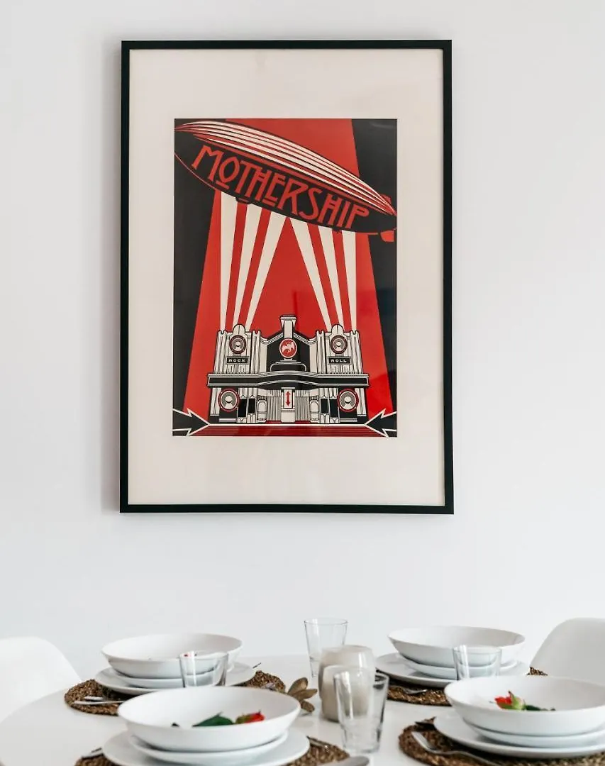 Soho Apartment By Loft Affair Krakow
